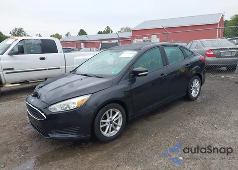 2015 Ford Focus Se z USA, uszkodzony, nr VIN 1FADP3F23FL285328